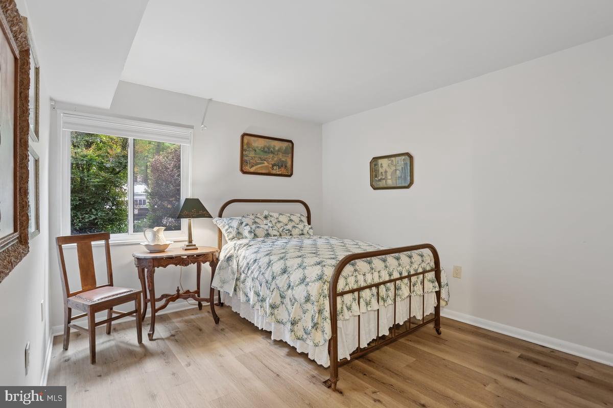 1527 Northgate Square Reston, VA 20190 - Photo 20 of 26
