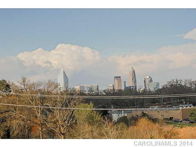 2632 Park Road, Unit H Charlotte, NC 28209 - Photo 22 of 23 a view of a city