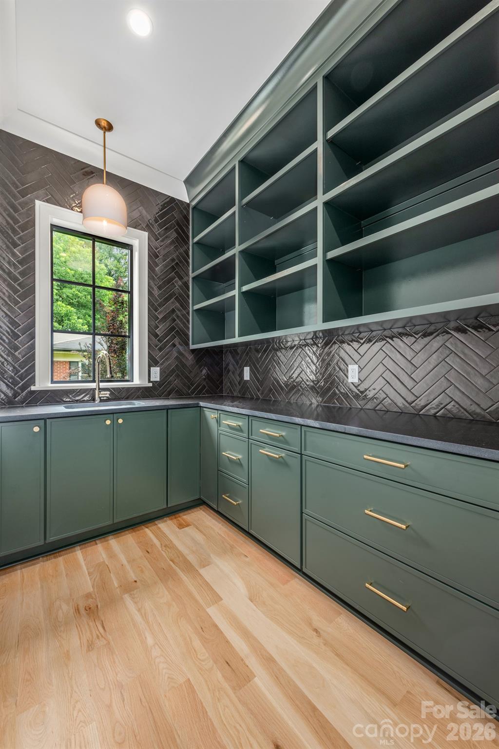 4413 Castleton Road Charlotte, NC 28211 - Photo 12 of 43 Gallery Image 12