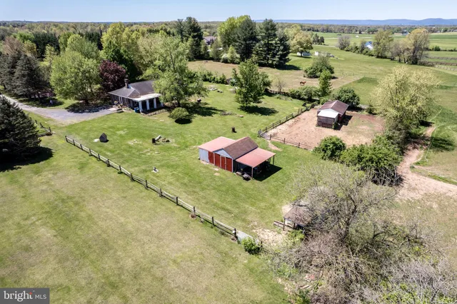 $604,900 | 2226 Harney Road, Littlestown, PA 17340