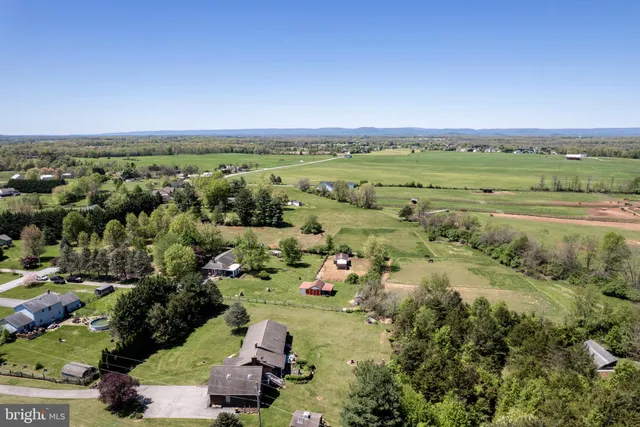 $604,900 | 2226 Harney Road, Littlestown, PA 17340