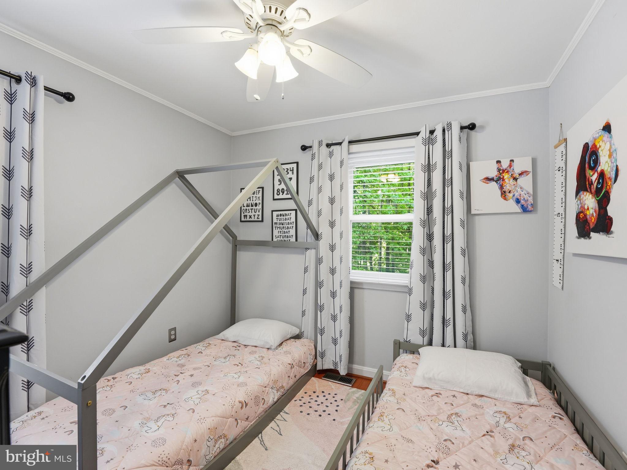7309 Neuman Street Springfield, VA 22150 - Photo 15 of 33 2nd bedroom on main level