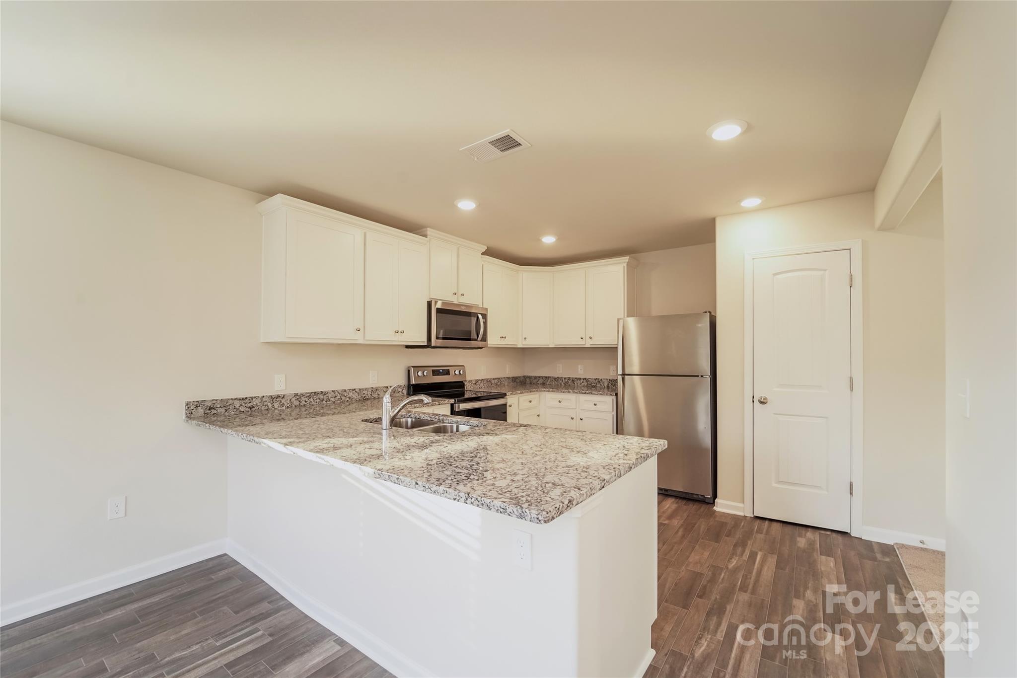 596 Belcaro Drive Kings Mountain, NC 28086 - Photo 3 of 14