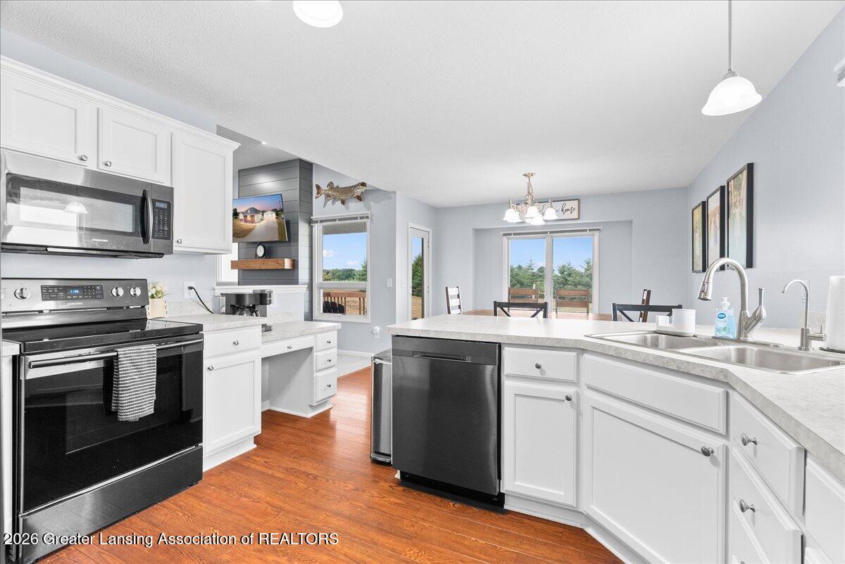 12930 South Grange Road Eagle, MI 48822 - Photo 12 of 59 25-Media Jett -41