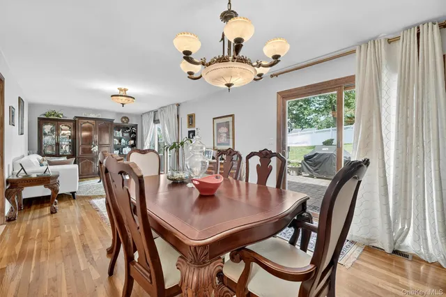 $950,000 | 99 Spencer Drive, New Rochelle, NY 10801