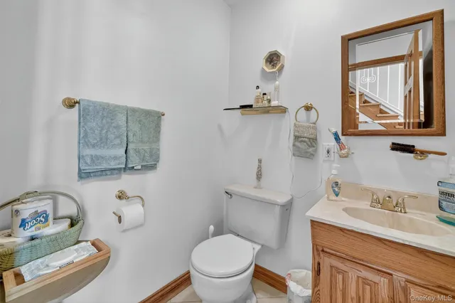 $950,000 | 99 Spencer Drive, New Rochelle, NY 10801