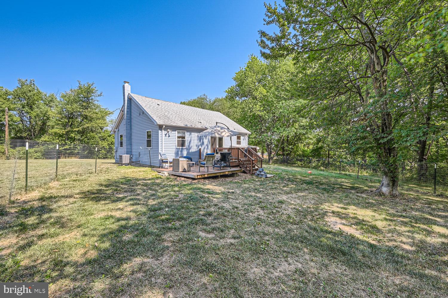 1777 Simms Lane Hanover, MD 21076 - Photo 7 of 29 Back of property -Nice Deck for entertaining