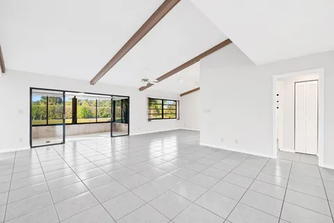 $525,000 | 6053 Petaluma Drive, Boca Raton, FL 33433