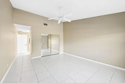 $525,000 | 6053 Petaluma Drive, Boca Raton, FL 33433