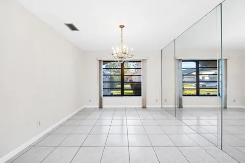 $525,000 | 6053 Petaluma Drive, Boca Raton, FL 33433