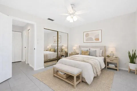 $525,000 | 6053 Petaluma Drive, Boca Raton, FL 33433