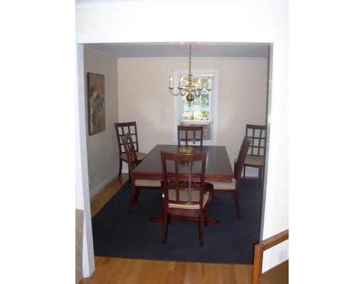 2 Lawrence Road Wellesley, MA 02482 - Photo 2 of 6