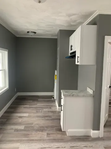 $2,200 | 104 Pine Street, Unit 6, Nashua, NH 03060