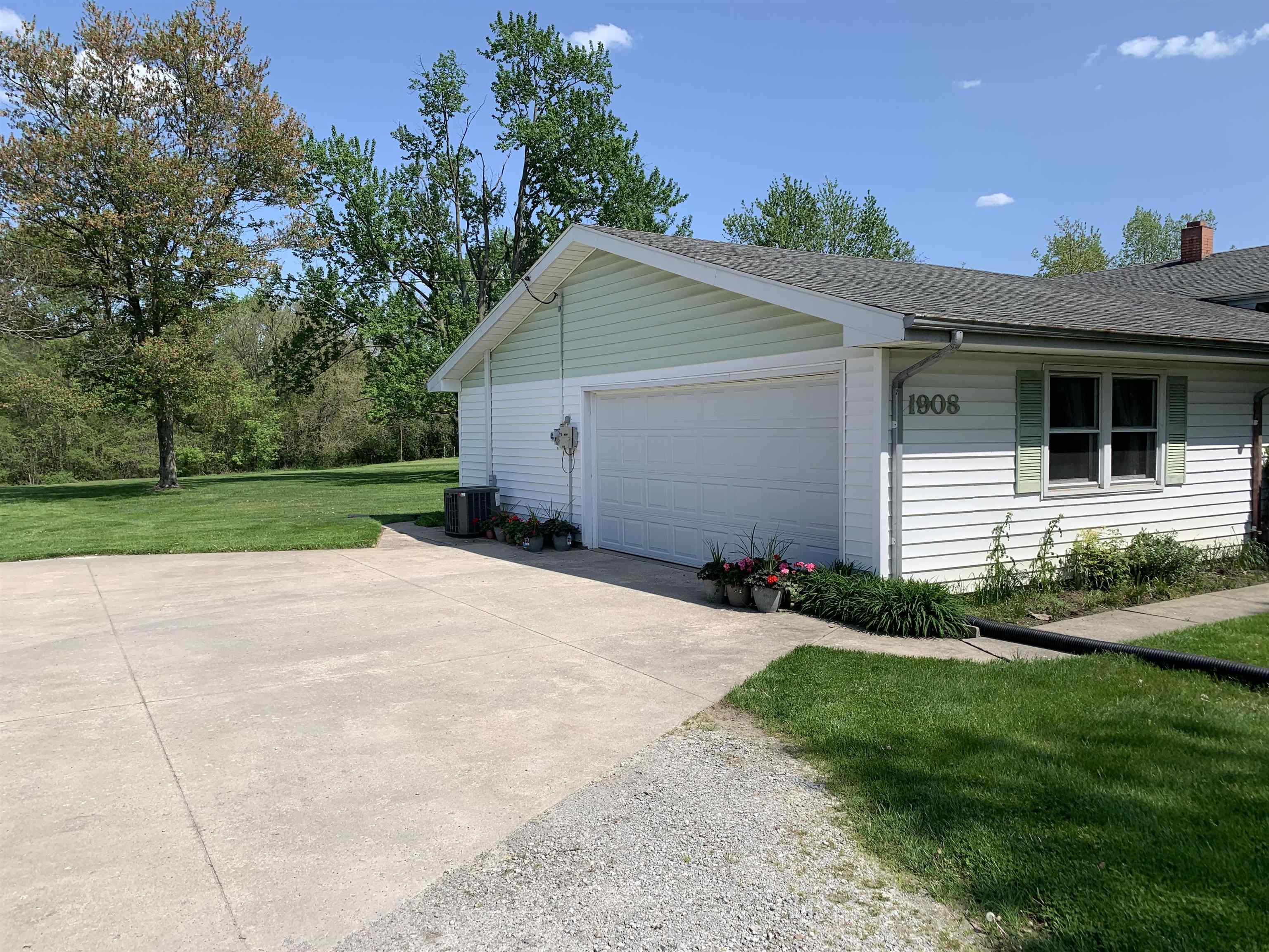 1908 Beineke Road Fort Wayne, IN 46808 - Photo 23 of 30