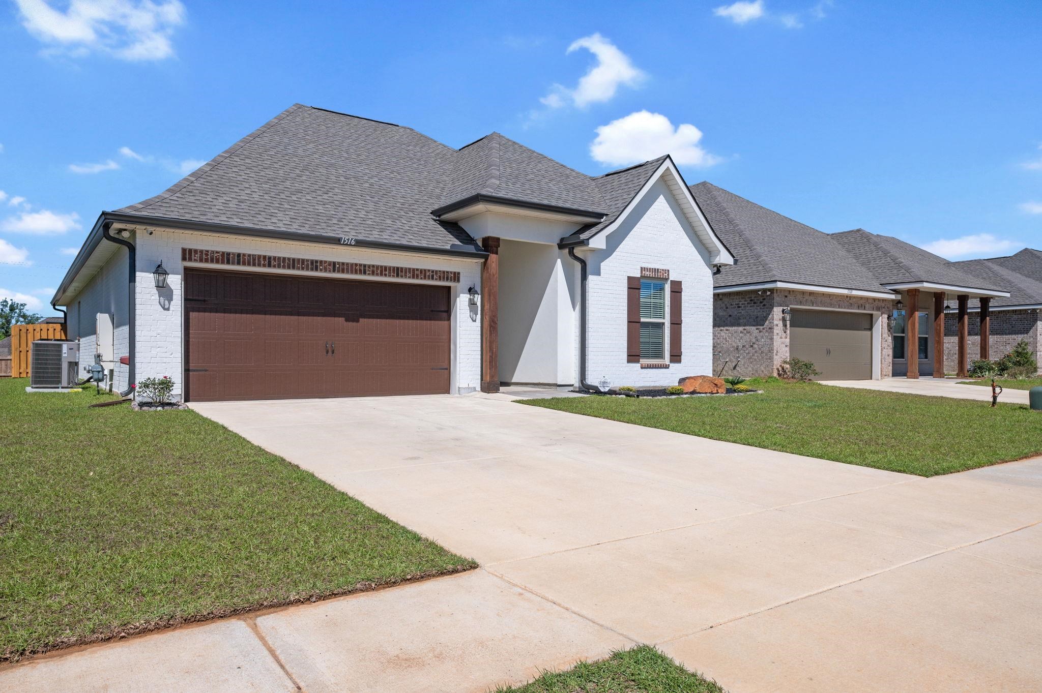 1516 Fenton Circle Foley, AL 36535 - Photo 2 of 38