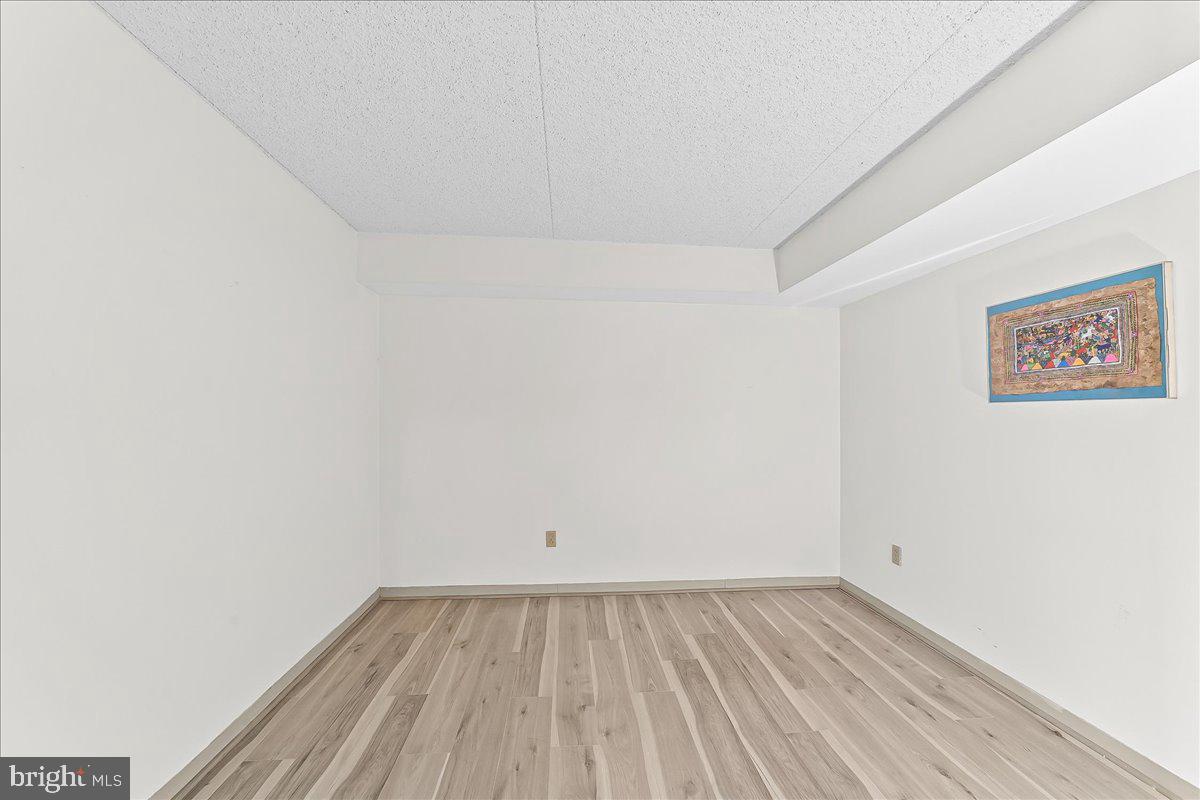 800 Avondale Road, Unit 2Q Wallingford, PA 19086 - Photo 5 of 24 Den/Home Office/Guest Room