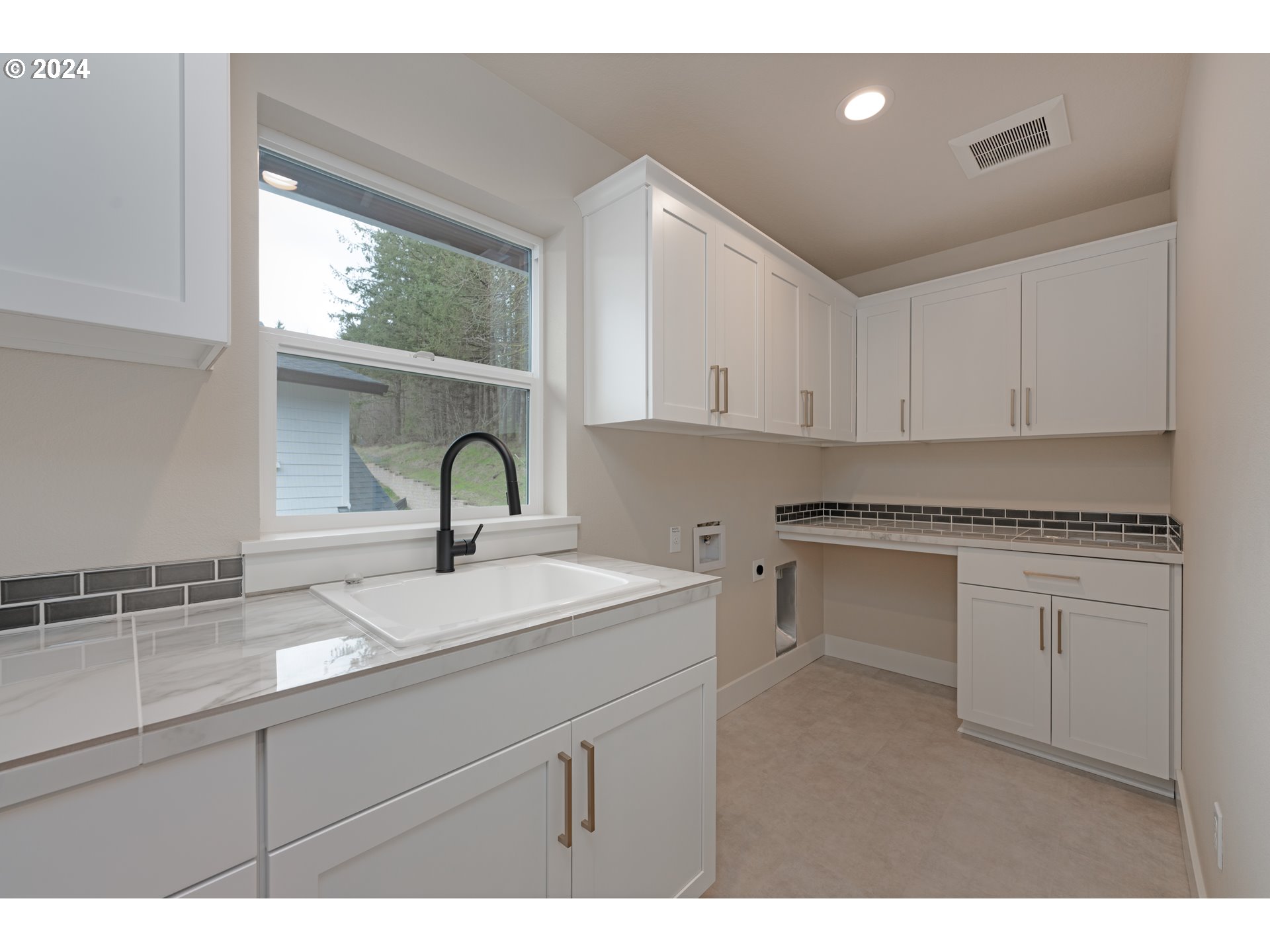 10175 Southeast Heritage Road Happy Valley, OR 97086 - Photo 41 of 48 Gallery Image 41