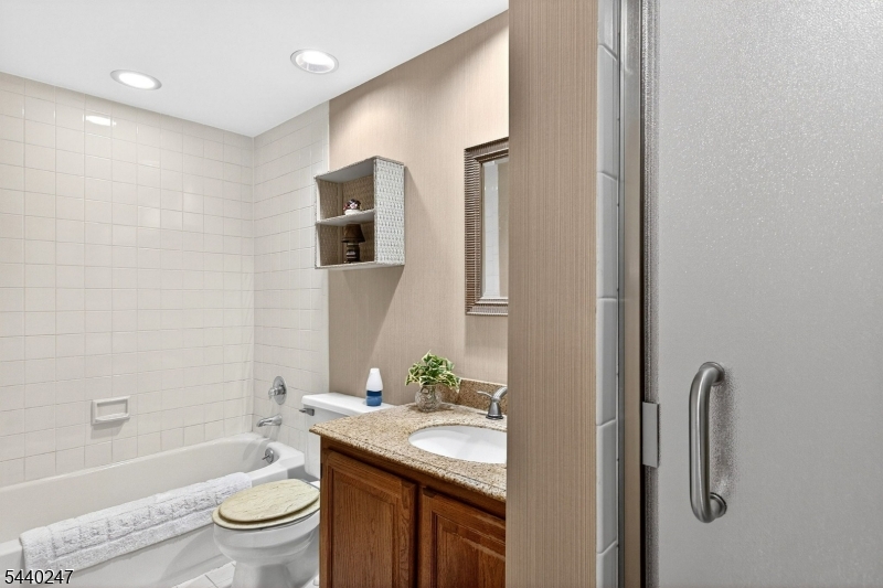 118 Terrace Drive Chatham, NJ 07928 - Photo 18 of 28