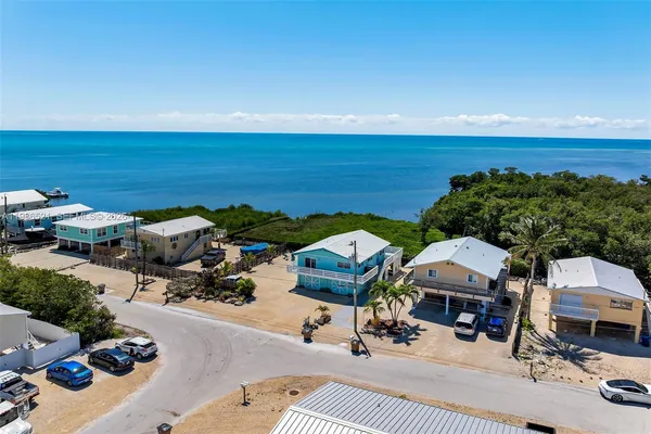 $980,000 | 6501 Calle De Viajero, Marathon, FL 33050