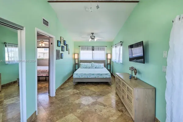 $980,000 | 6501 Calle De Viajero, Marathon, FL 33050