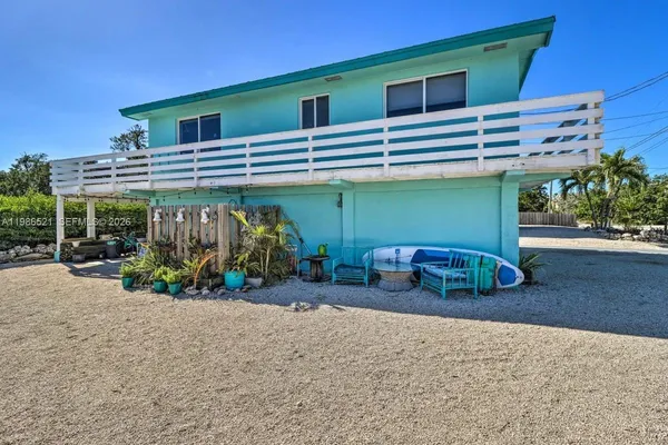 $980,000 | 6501 Calle De Viajero, Marathon, FL 33050