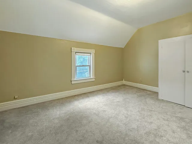 $225,000 | 1216 10th Street, Marinette, WI 54143