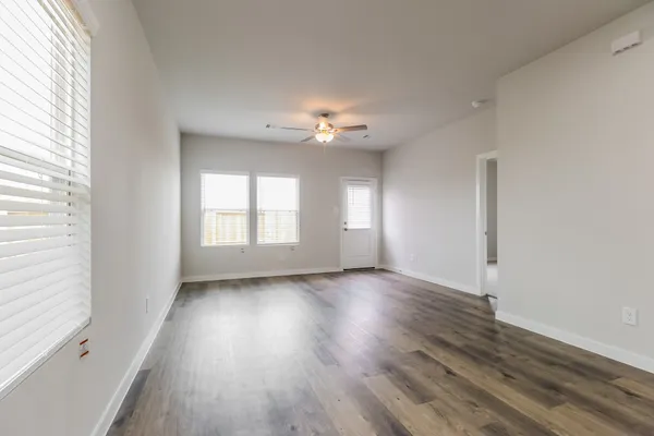 $1,815 | 17322 Gentle Doves Lane, Waller, TX 77484