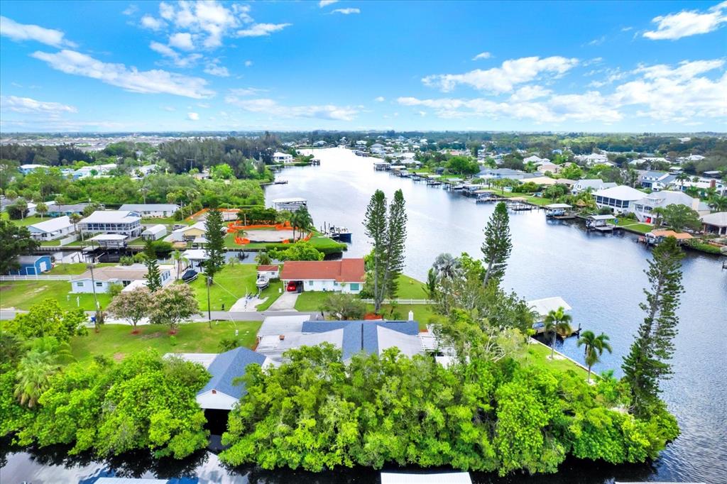 102 West North Branch Road Ruskin, FL 33570 - Photo 37 of 50