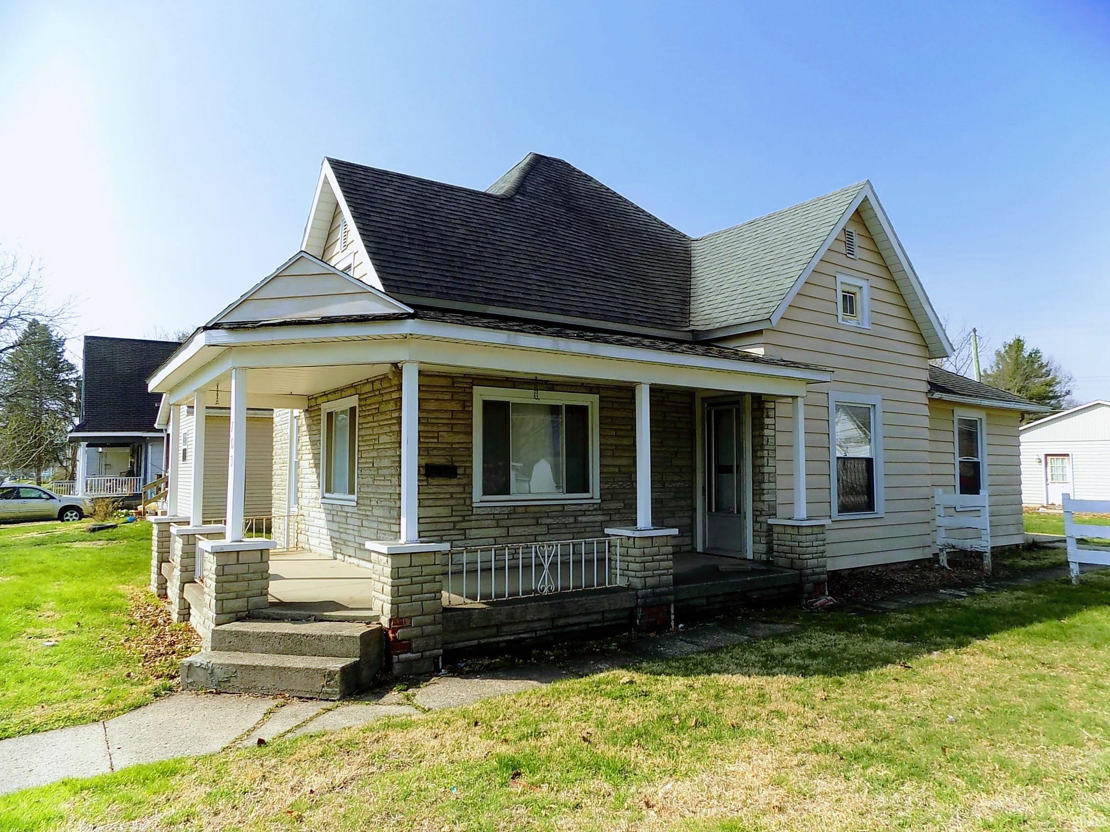 703 South Apperson Way Kokomo, IN 46901 - Photo 1 of 25