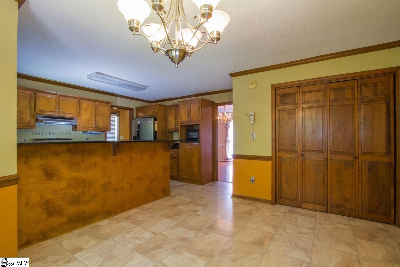 805 Huntington Road Easley, SC 29642 - Photo 11 of 32 Gallery Image 11