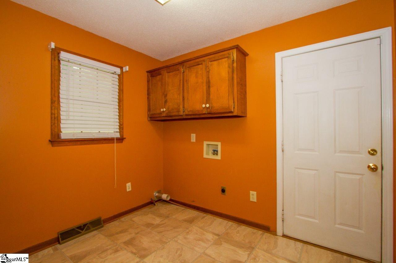 805 Huntington Road Easley, SC 29642 - Photo 15 of 32 Gallery Image 15