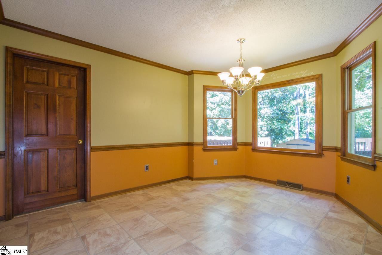 805 Huntington Road Easley, SC 29642 - Photo 9 of 32 Gallery Image 9