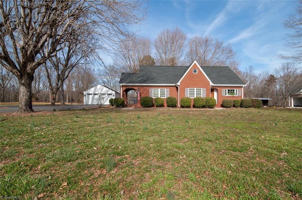 231 North Clodfelter Road High Point, NC 27265 - Photo 27 of 27 Gallery Image 27
