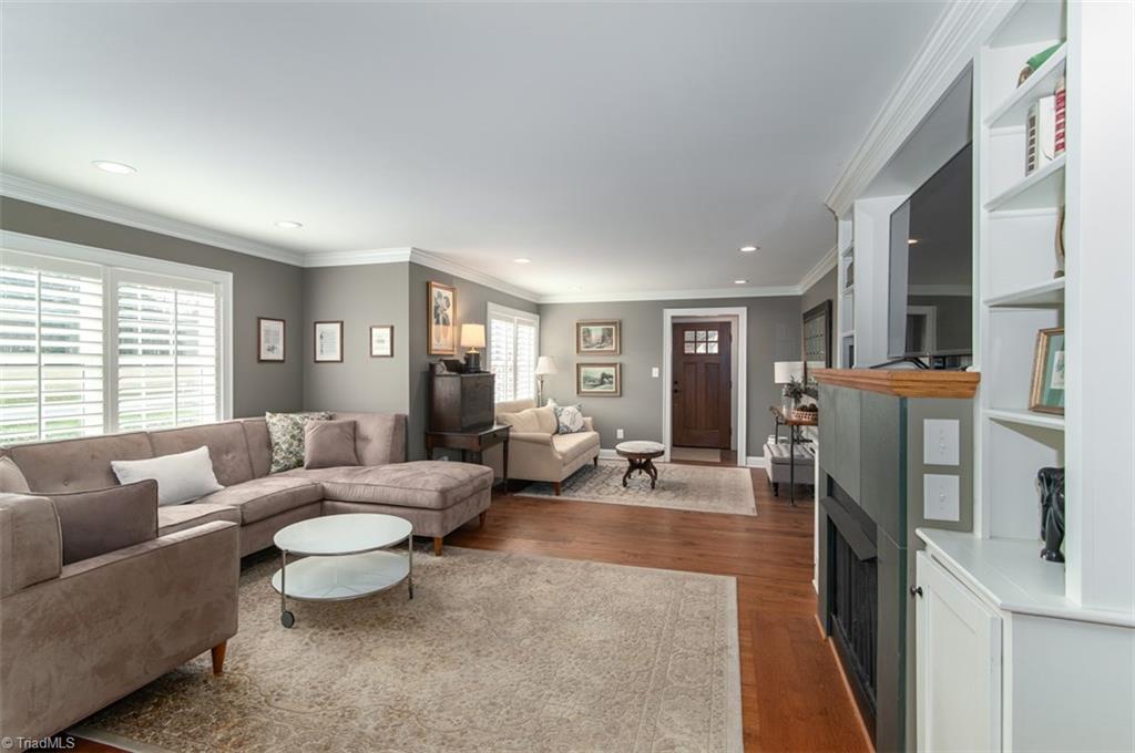 231 North Clodfelter Road High Point, NC 27265 - Photo 4 of 27 Gallery Image 4