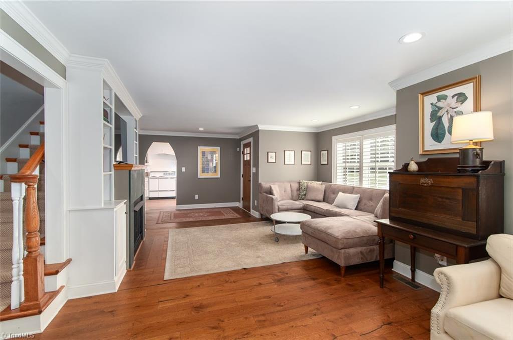 231 North Clodfelter Road High Point, NC 27265 - Photo 9 of 27 Gallery Image 9