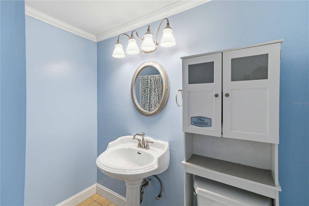 2713 West Braddock Street Tampa, FL 33607 - Photo 10 of 33