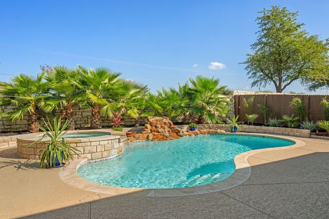 $585,000 | 544 Wiltshire Drive, Hutto, TX 78634
