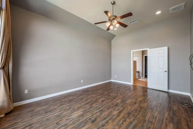 $585,000 | 544 Wiltshire Drive, Hutto, TX 78634