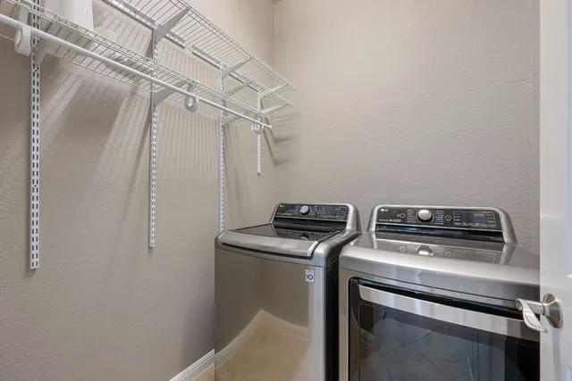 $585,000 | 544 Wiltshire Drive, Hutto, TX 78634