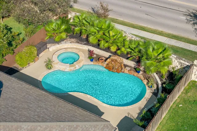 $585,000 | 544 Wiltshire Drive, Hutto, TX 78634