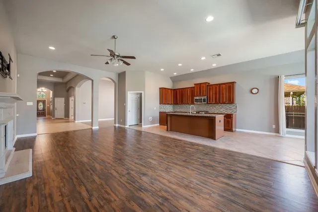 $585,000 | 544 Wiltshire Drive, Hutto, TX 78634