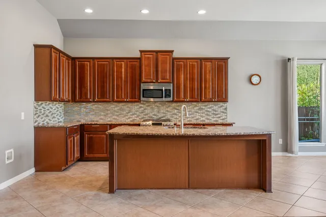 $585,000 | 544 Wiltshire Drive, Hutto, TX 78634