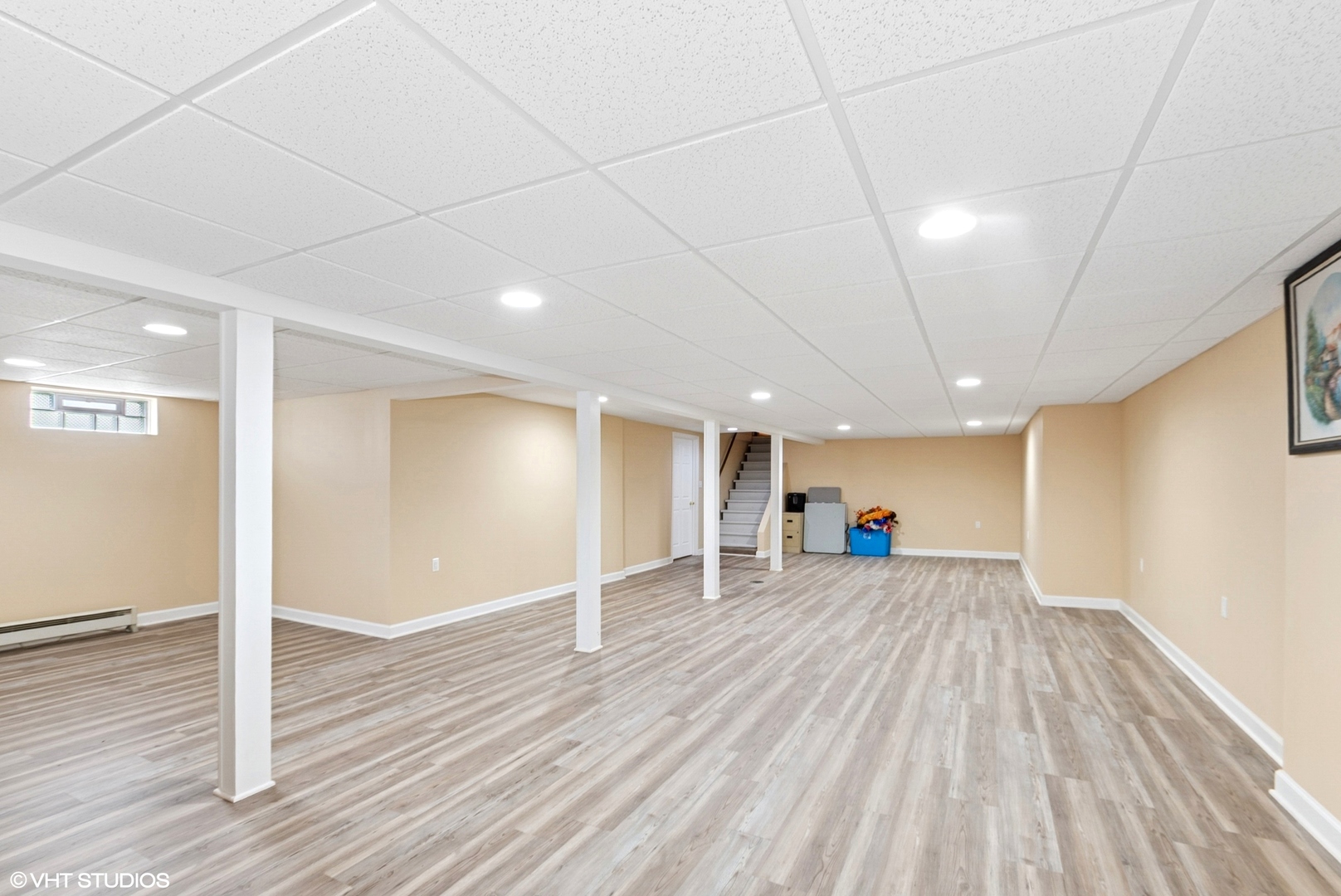 828 South Cedar Road New Lenox, IL 60451 - Photo 14 of 20 a view of empty room with wooden floor