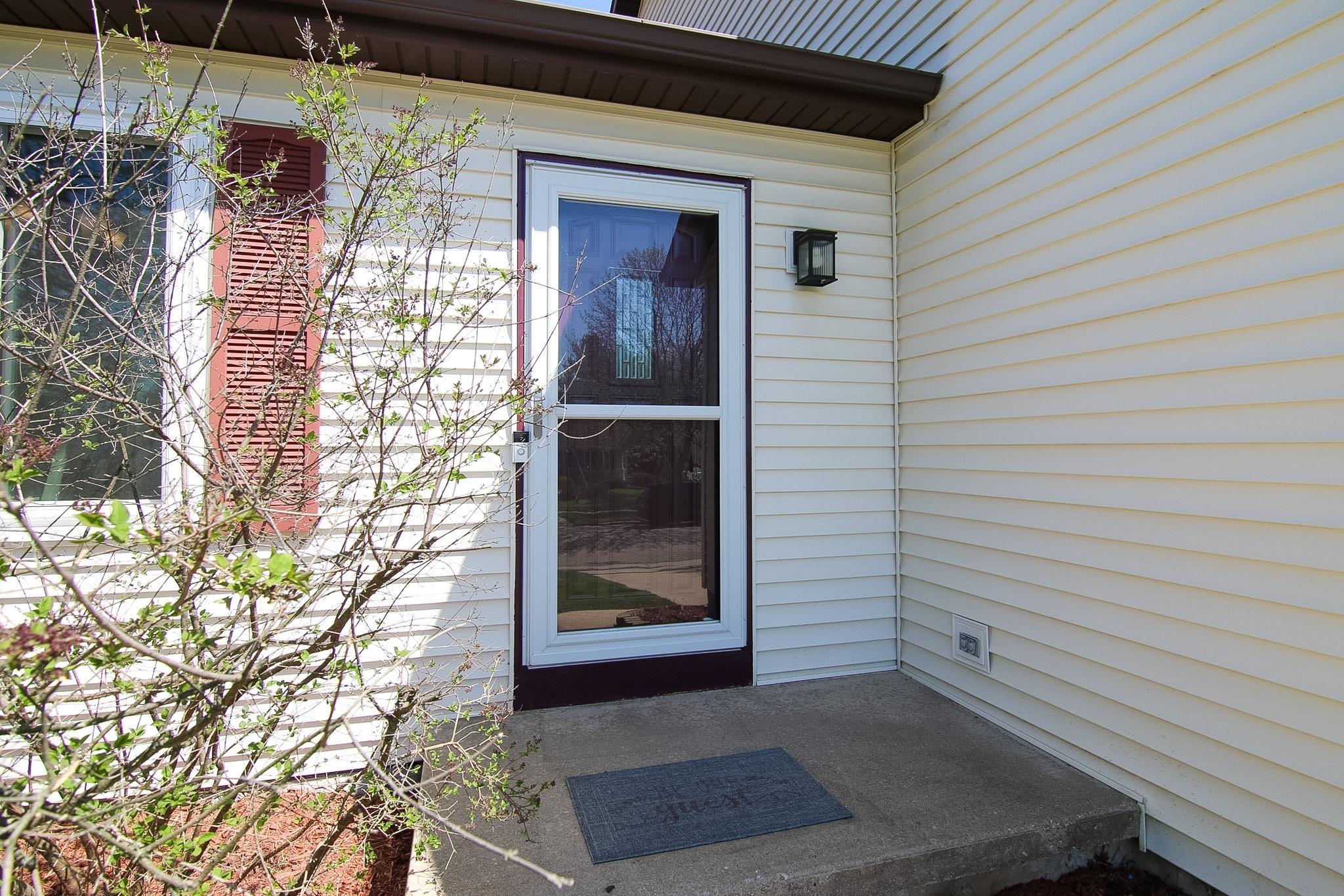 804 Whispering Way Cottage Grove, WI 53527 - Photo 6 of 72