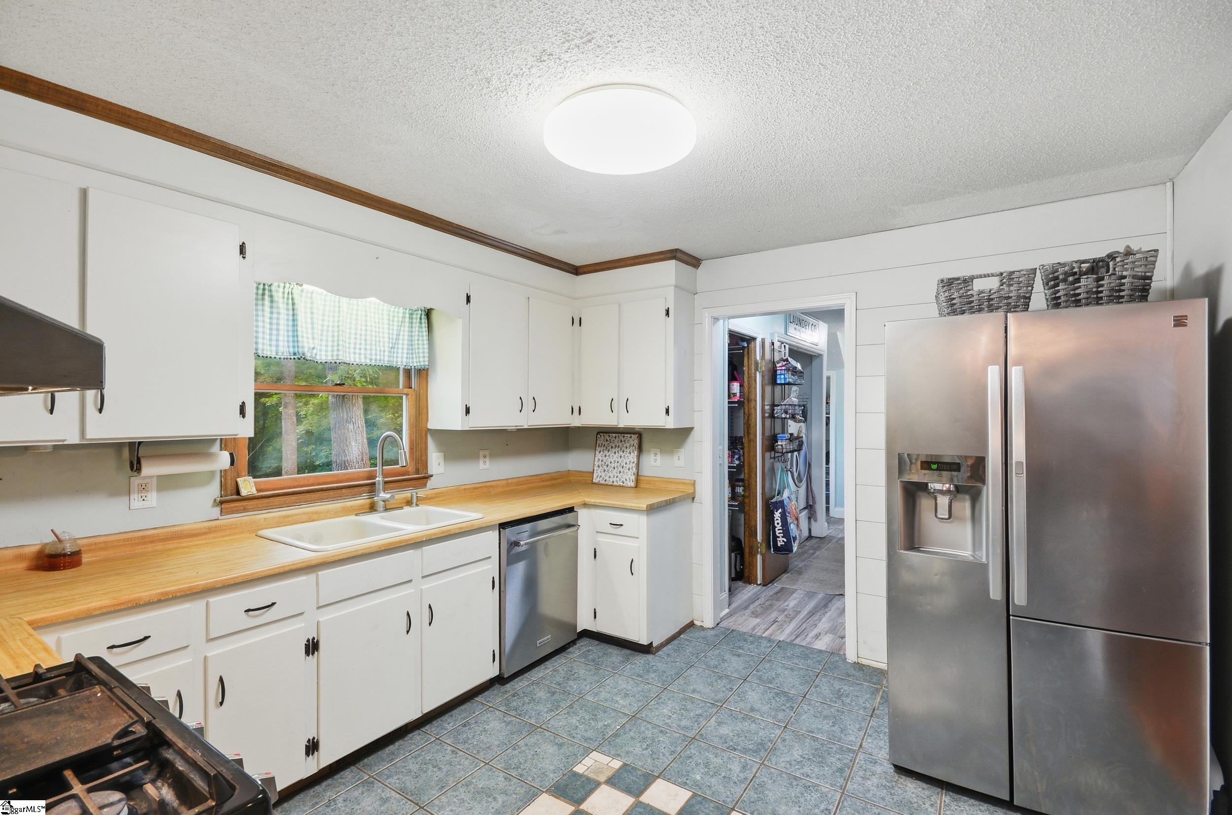 224 2 Notch Trail Easley, SC 29642 - Photo 13 of 50
