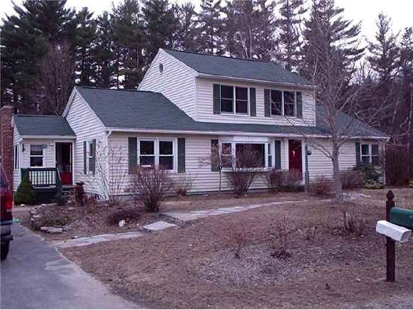 59 Old Derry Road Londonderry, NH 03053 - Photo 1 of 9
