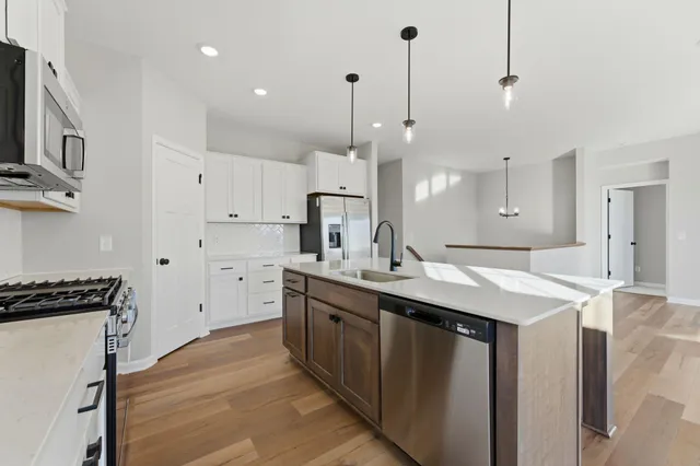 $474,990 | 10633 29th Street Northeast, St. Michael, MN 55376