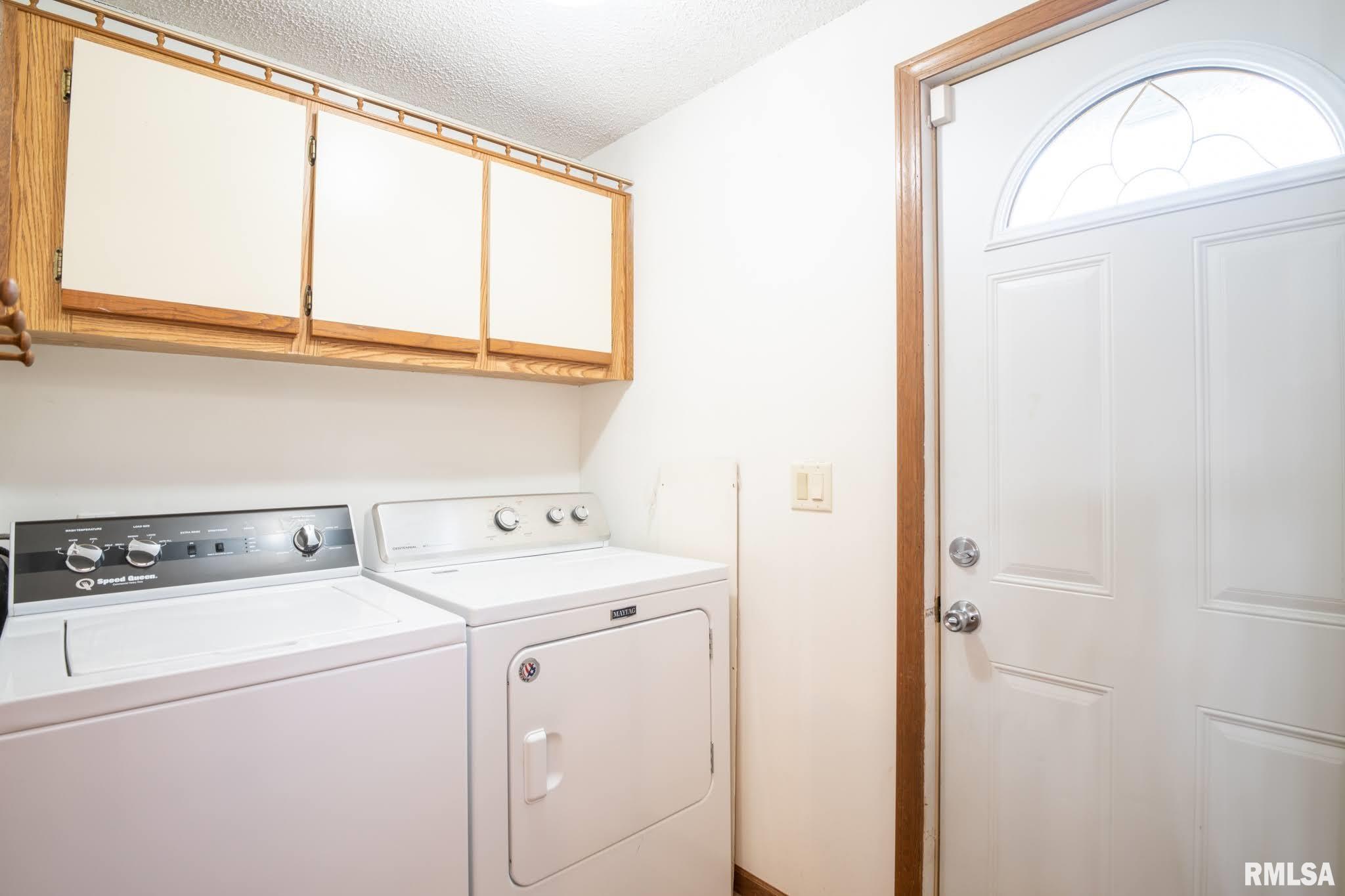 1902 Chicory Road Pekin, IL 61554 - Photo 18 of 39 Gallery Image 18