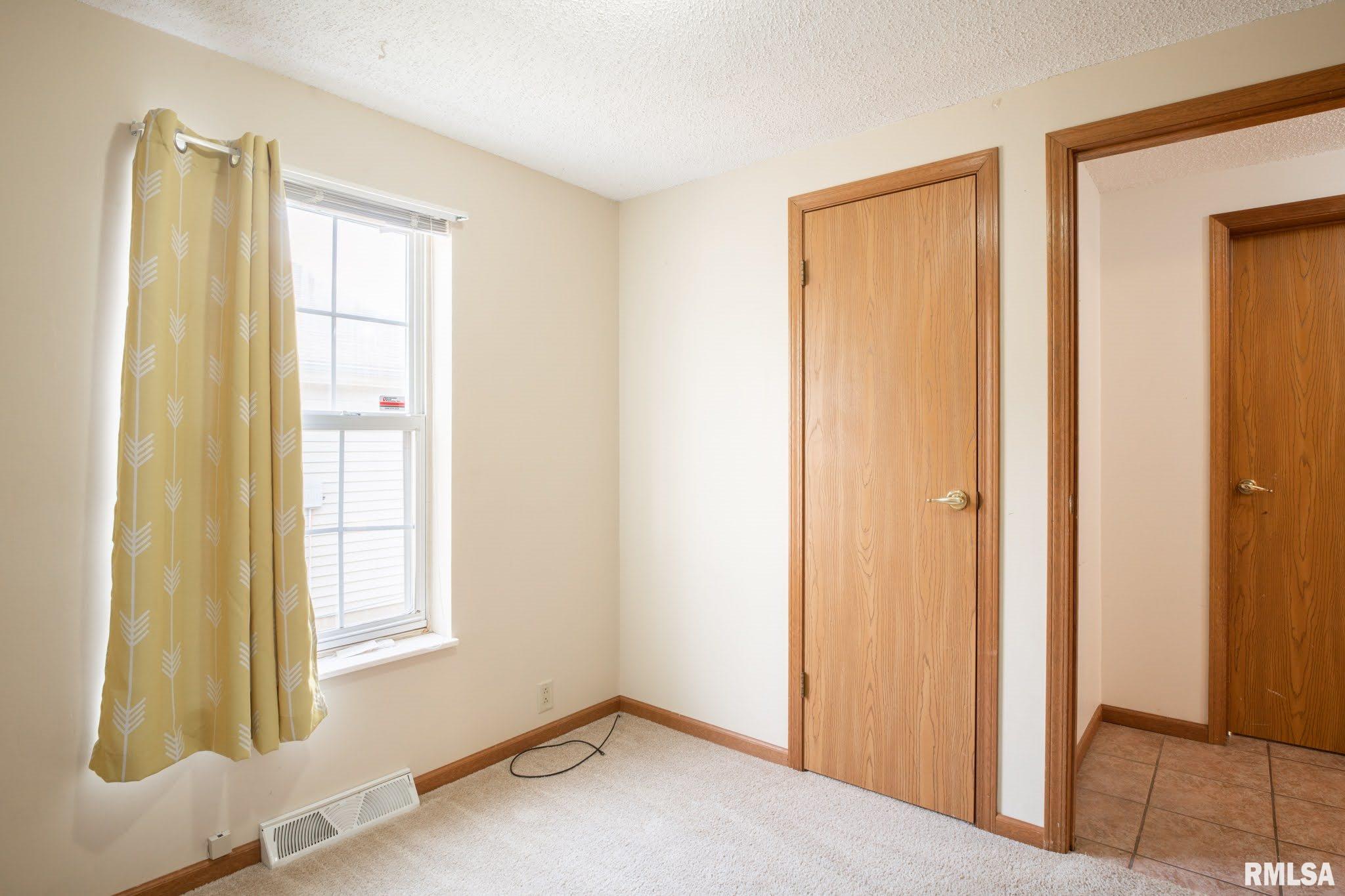 1902 Chicory Road Pekin, IL 61554 - Photo 32 of 39 Gallery Image 32