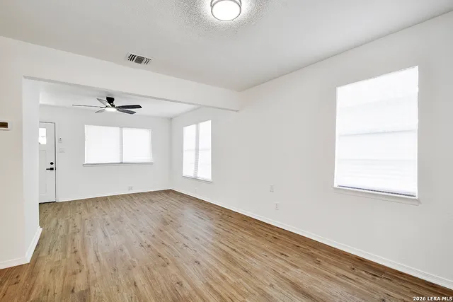 $1,395 | 844 San Manuel Avenue, San Antonio, TX 78237